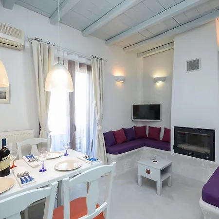 Santa Katerina & * Naxos City