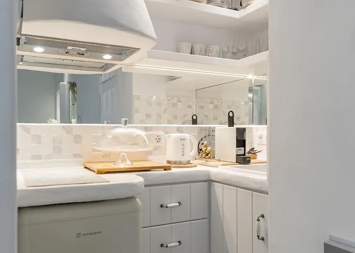 Santa Katerina & * Naxos City