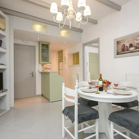 Santa Katerina & Апартаменты