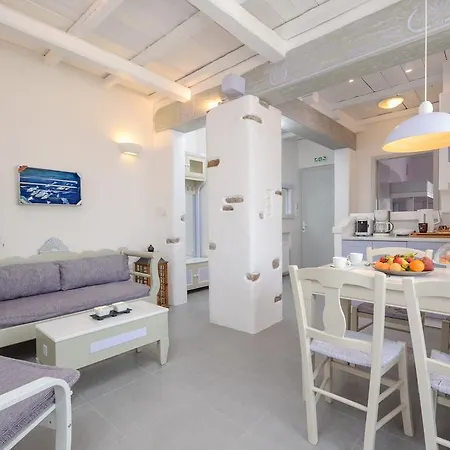 Santa Katerina & * Naxos City