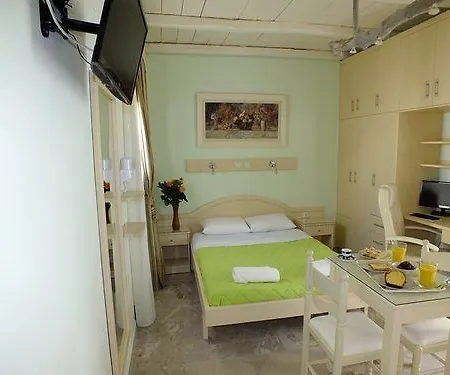 Santa Katerina & * Naxos City