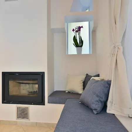 Santa Katerina & Naxos City