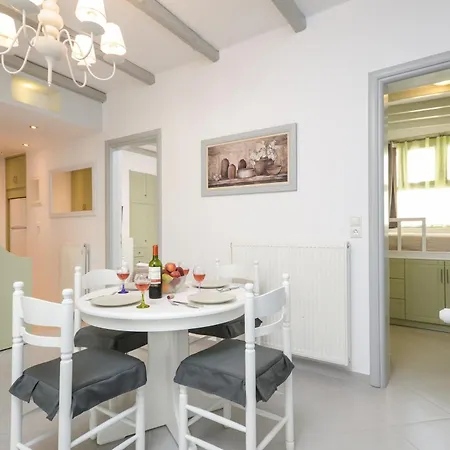 Santa Katerina & * Naxos City