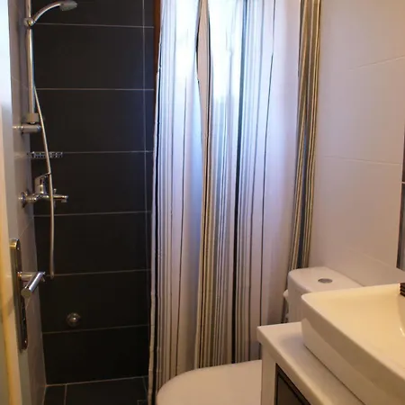 Santa Katerina & Naxos City