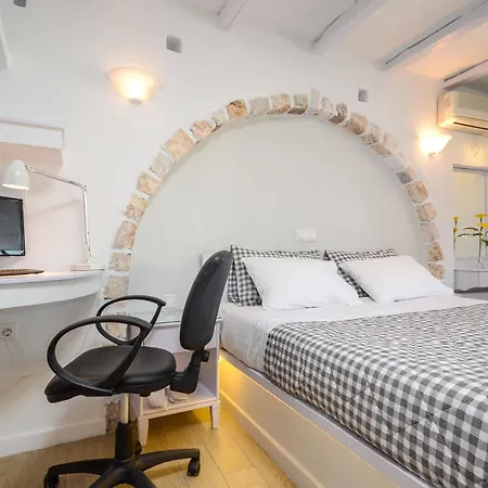 Santa Katerina & Apartman Naxos City