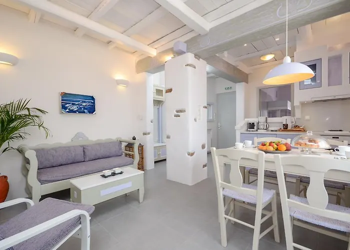 Santa Katerina & * Naxos City