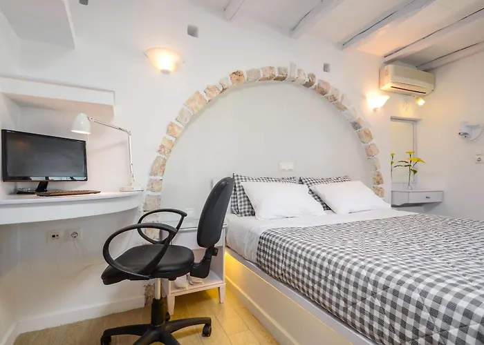 Santa Katerina & Appartement Naxos City